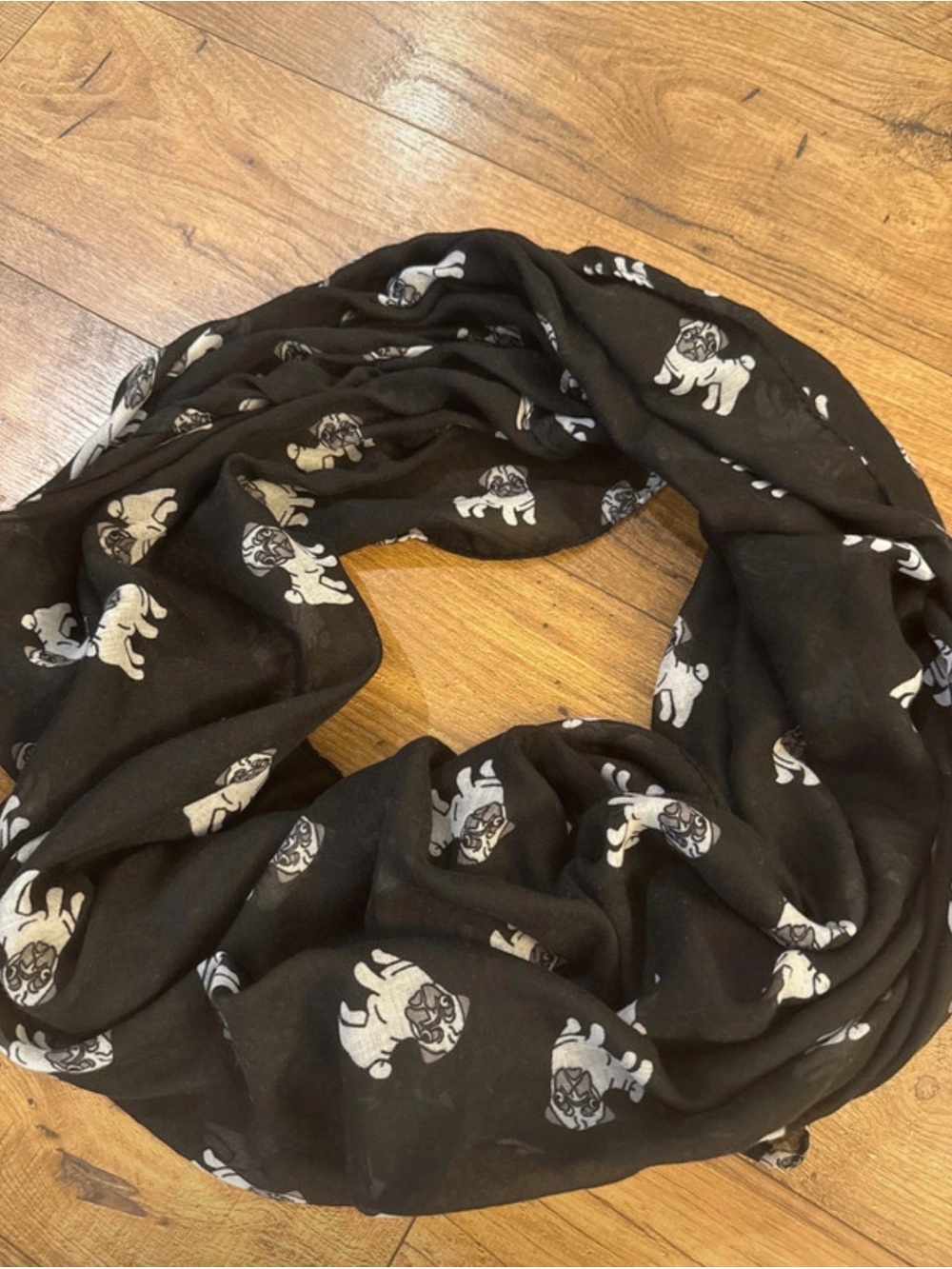 Bulldog Infinity Scarf